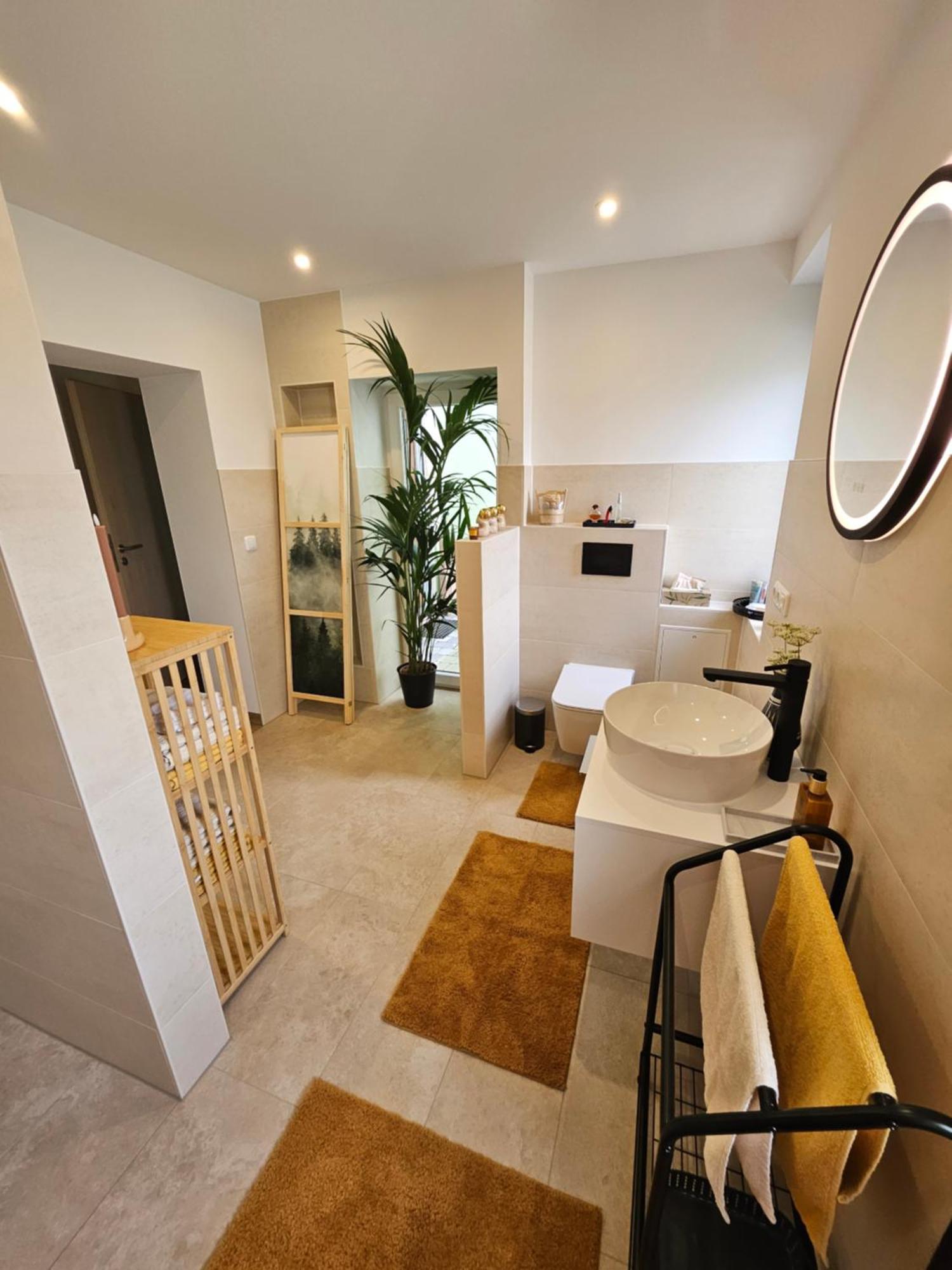 Modern, Ruhig, Gemuetlich Inmitten Der Rhoen Appartement *